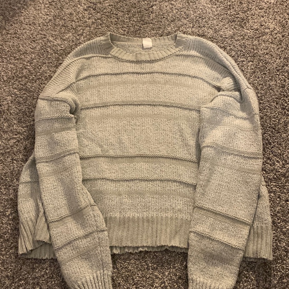 Gray sweater